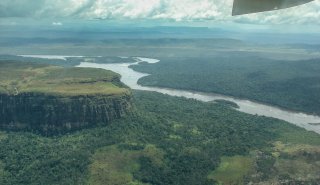 "Araguato Expeditions" Tours | Canaima & Salto Angel - Venezuela