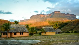 "Araguato Expeditions" Kavac / Canaima & Angel Falls - Venezuela